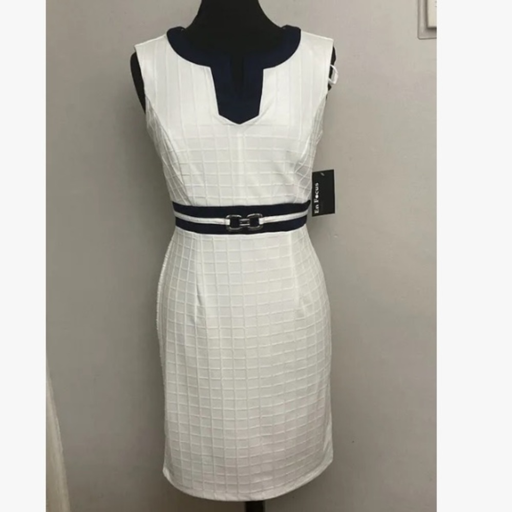 8-7 En Focus Studio White dress sheath 8 Textured NWT